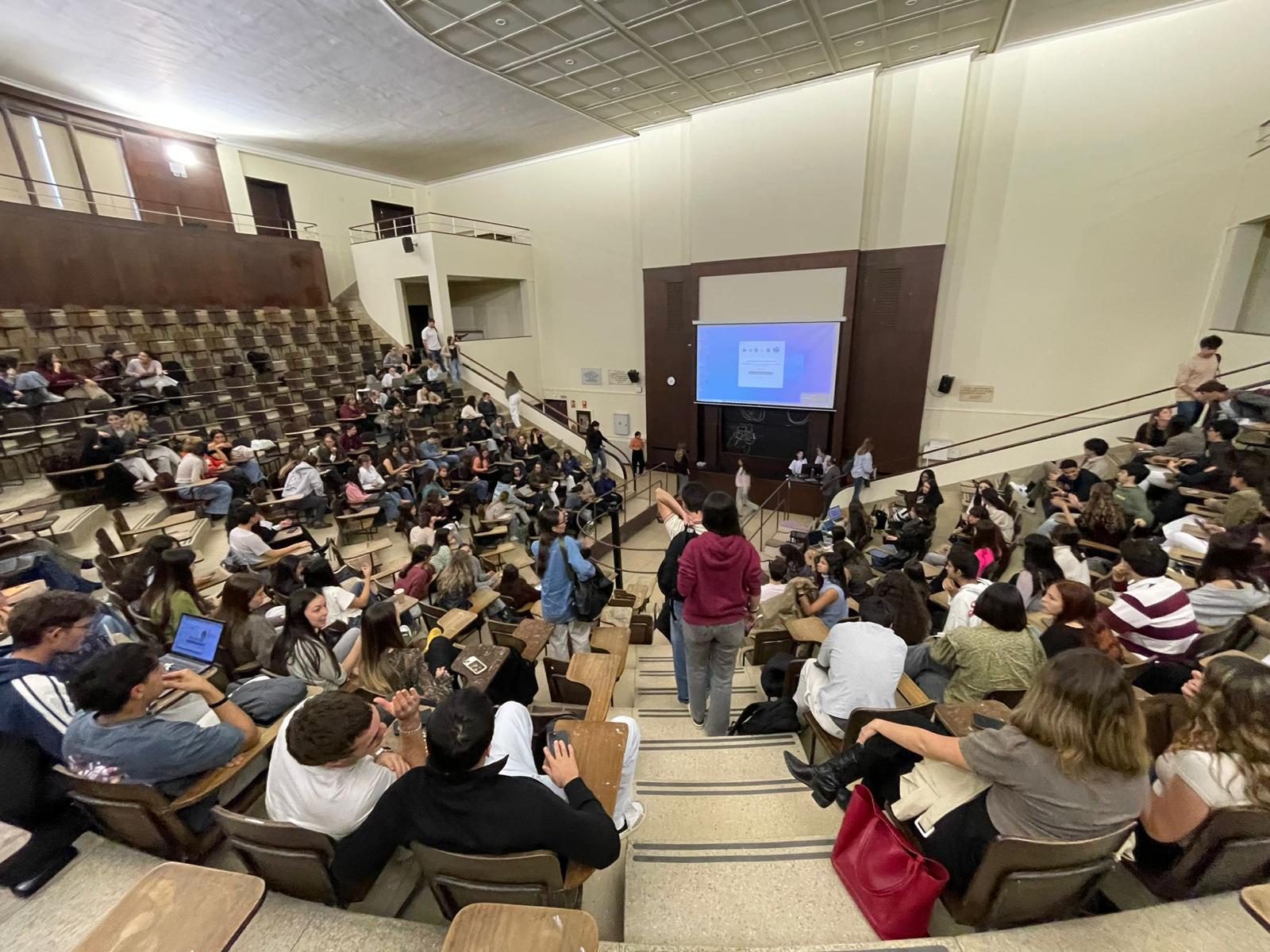 Jornada de Orientación Hospitalaria para Estudiantes de Segundo Curso de Medicina